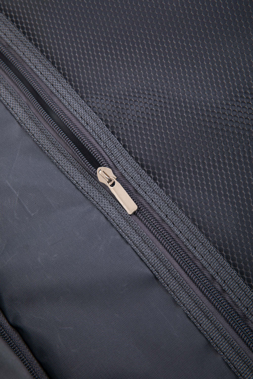 COUNTRY HIDE Carry-On Luggage H27000